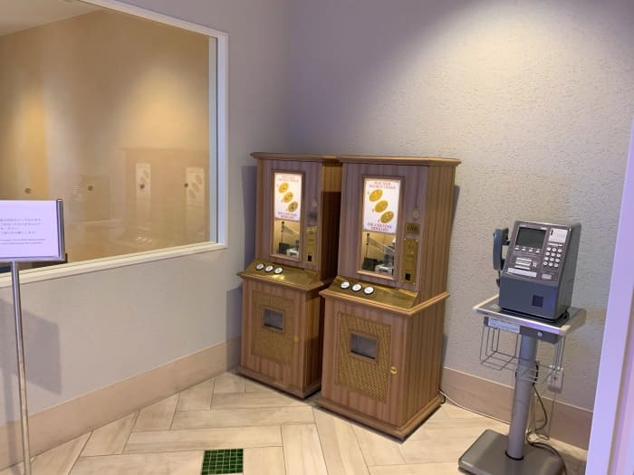 セレブレーションホテル、ディスカバーの40周年記念コイン製造機